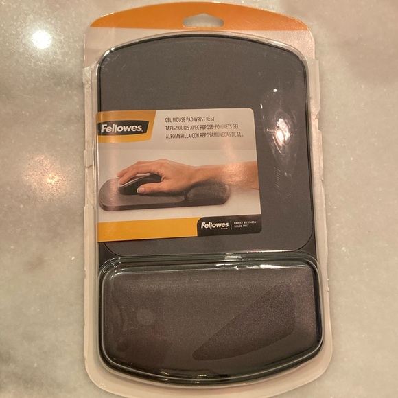 NWT* Fellowes 91741 Gel Wrist Rest & Mouse Pad Graphite/platinum - Picture 2 of 15